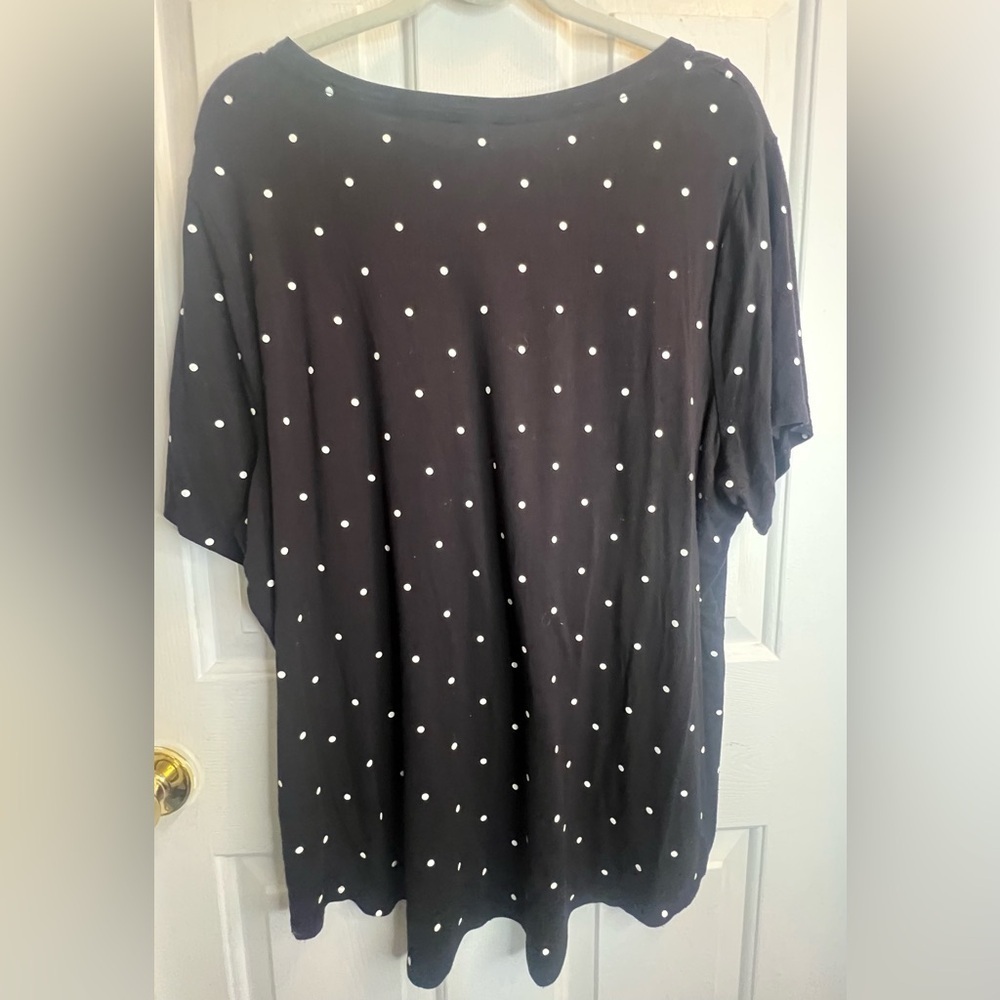 Old Navy Black Relaxed Fit Short Sleeve Tee